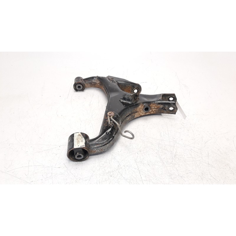 Recambio de brazo suspension inferior trasero izquierdo para land rover discovery 4 2.7 td v6 cat referencia OEM IAM AH225B741BF