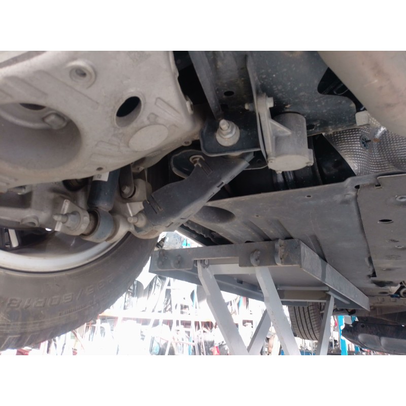 Recambio de brazo suspension inferior trasero izquierdo para land rover range rover evoque (l551) 2.0 d165 referencia OEM IAM   