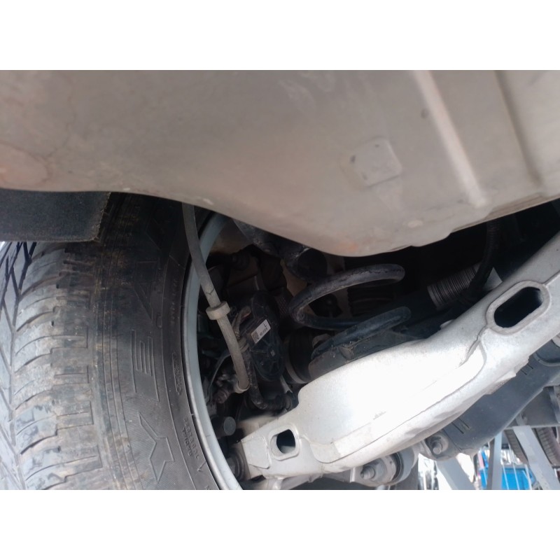 Recambio de mangueta trasera izquierda para land rover range rover evoque (l551) 2.0 d165 referencia OEM IAM   