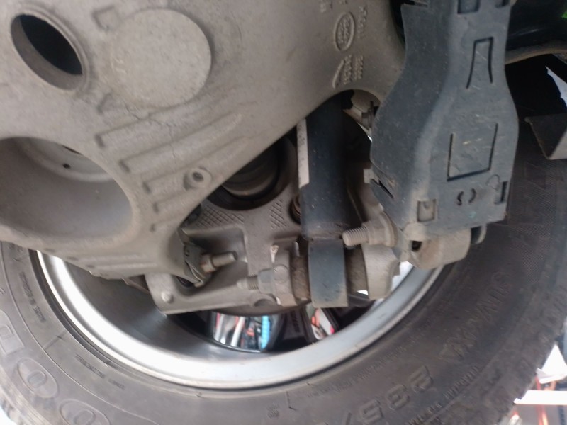 Recambio de mangueta trasera izquierda para land rover range rover evoque (l551) 2.0 d165 referencia OEM IAM   