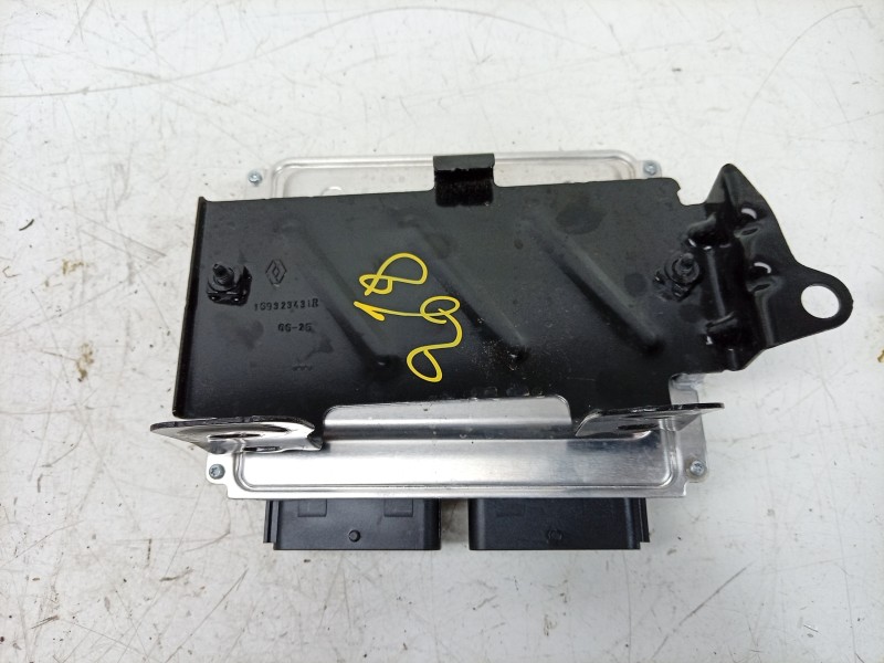 Recambio de centralita motor uce para dacia sandero iii 1.0 tce 90 eco-g referencia OEM IAM 616000777 169103752R 