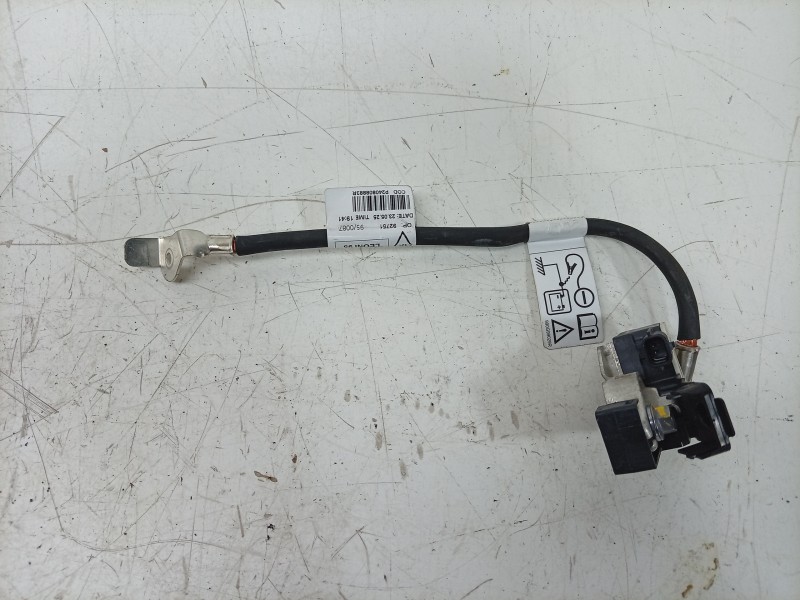 Recambio de cable para dacia sandero iii 1.0 tce 90 eco-g referencia OEM IAM  240808883R 