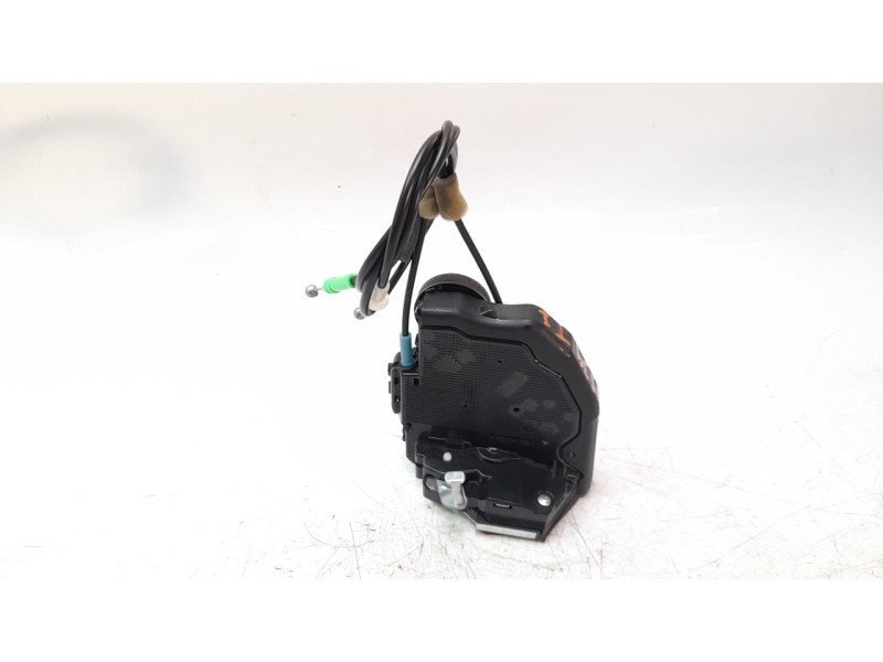 Recambio de cerradura puerta trasera izquierda para toyota rav4 referencia OEM IAM 6906033120  