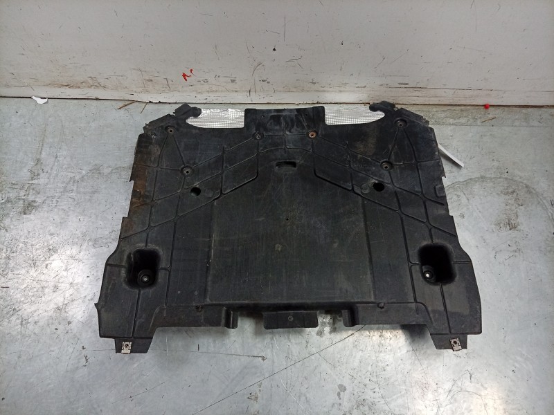 Recambio de cubrecarter para maserati ghibli iii (m157) 3.0 s q4 referencia OEM IAM  670009531 
