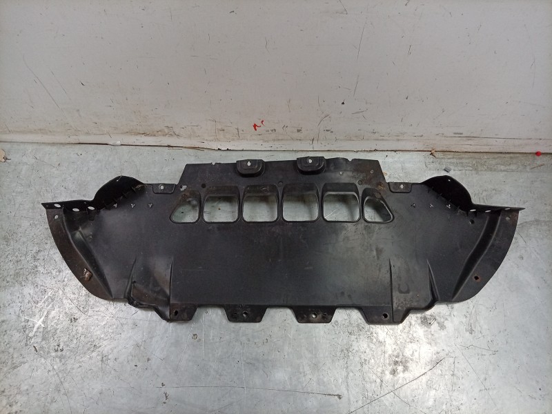 Recambio de cubrecarter para maserati ghibli iii (m157) 3.0 s q4 referencia OEM IAM  670001748 