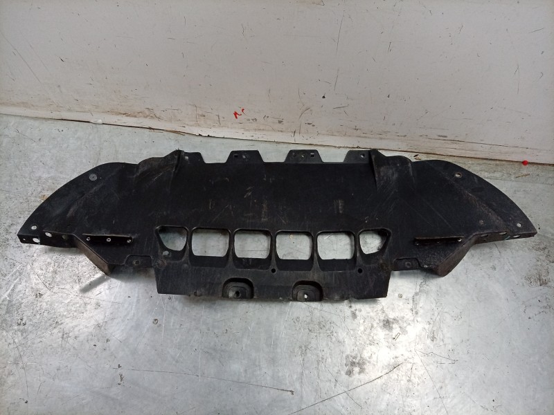 Recambio de cubrecarter para maserati ghibli iii (m157) 3.0 s q4 referencia OEM IAM  670001748 