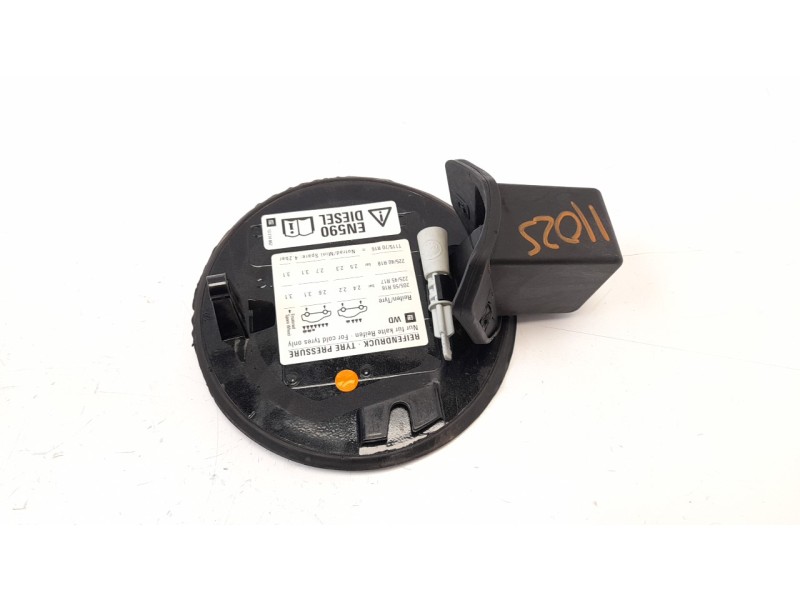 Recambio de tapa exterior combustible para opel zafira b 1.7 16v cdti referencia OEM IAM 13257473  