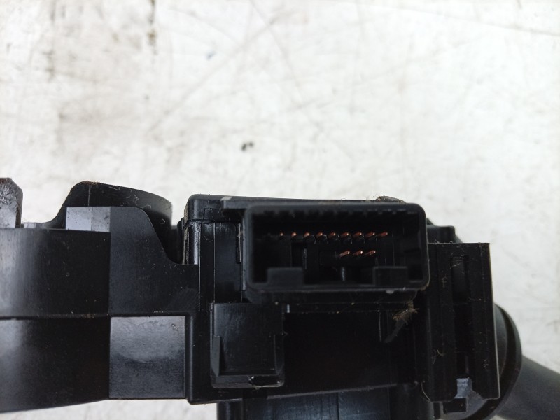 Recambio de mando multifuncion para toyota hilux (gun1) doble cabina dlx 4x4 referencia OEM IAM  841400K650 