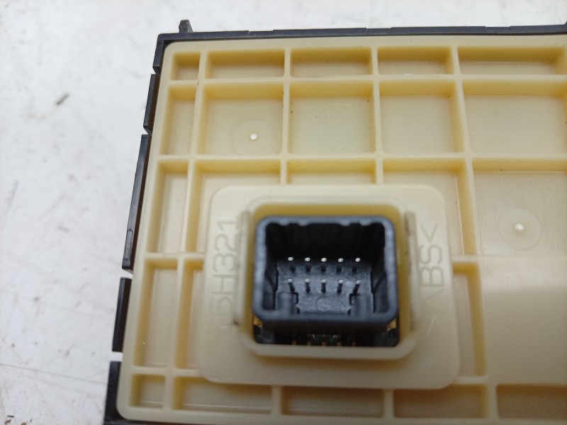 Recambio de warning para toyota hilux (gun1) doble cabina dlx 4x4 referencia OEM IAM  839100K180 