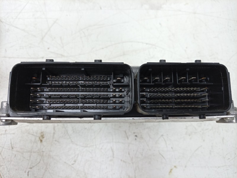 Recambio de centralita motor uce para opel crossland x / crossland (p17, p2qo) 1.2 (75) referencia OEM IAM A3C7055900001 9851418