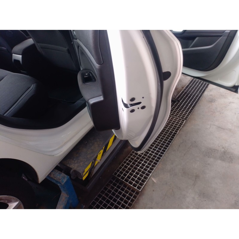 Recambio de cerradura puerta trasera derecha para peugeot 308 ii (lb_, lp_, lw_, lh_, l3_) 1.5 bluehdi 130 referencia OEM IAM   