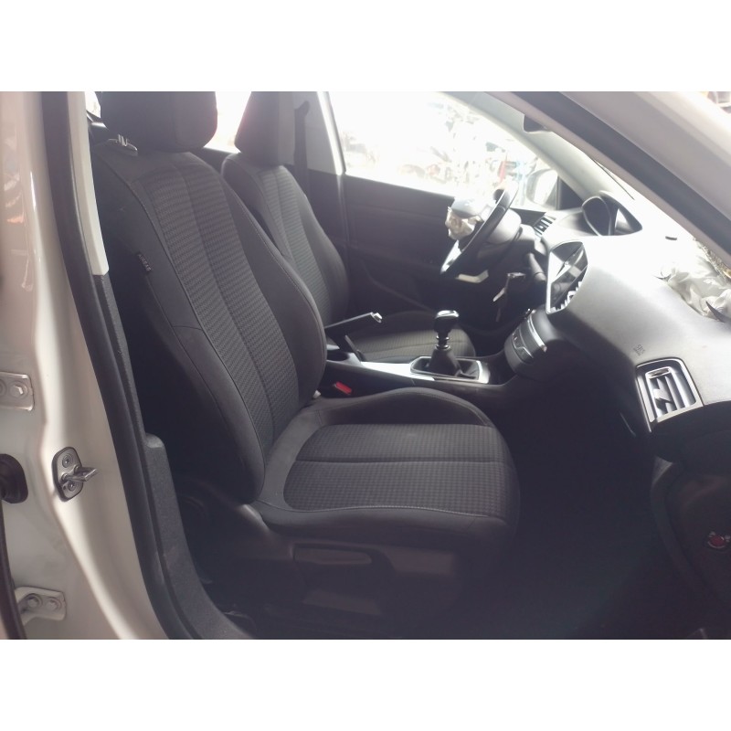 Recambio de juego asientos completo para peugeot 308 ii (lb_, lp_, lw_, lh_, l3_) 1.5 bluehdi 130 referencia OEM IAM   
