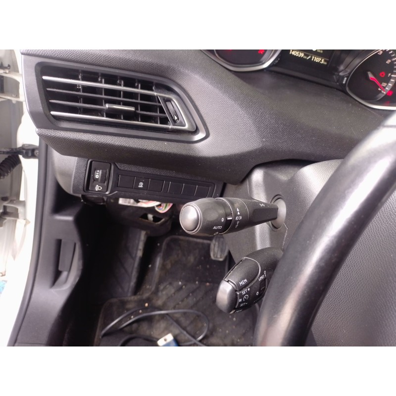 Recambio de mando multifuncion para peugeot 308 ii (lb_, lp_, lw_, lh_, l3_) 1.5 bluehdi 130 referencia OEM IAM   
