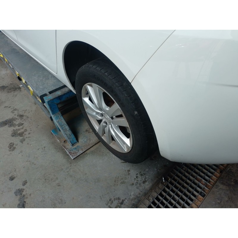 Recambio de amortiguador trasero izquierdo para peugeot 308 ii (lb_, lp_, lw_, lh_, l3_) 1.5 bluehdi 130 referencia OEM IAM   