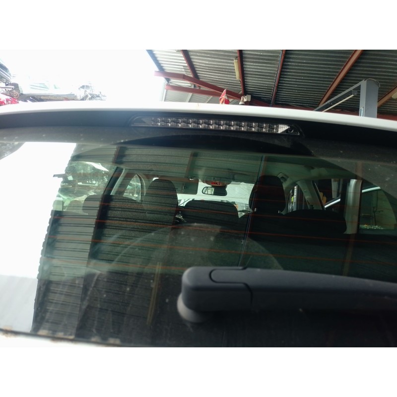 Recambio de luz central de freno para peugeot 308 ii (lb_, lp_, lw_, lh_, l3_) 1.5 bluehdi 130 referencia OEM IAM   