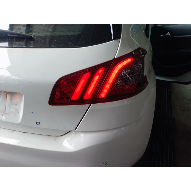 Recambio de piloto trasero derecho interior para peugeot 308 ii (lb_, lp_, lw_, lh_, l3_) 1.5 bluehdi 130 referencia OEM IAM   