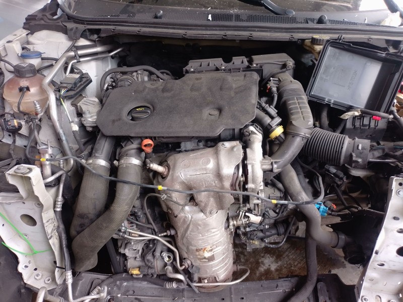 Recambio de alternador para peugeot 308 ii (lb_, lp_, lw_, lh_, l3_) 1.5 bluehdi 130 referencia OEM IAM   