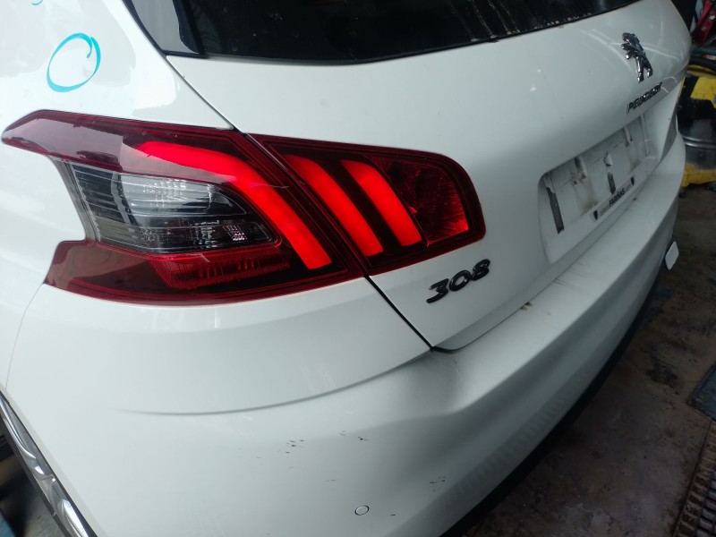 Recambio de piloto trasero izquierdo interior para peugeot 308 ii (lb_, lp_, lw_, lh_, l3_) 1.5 bluehdi 130 referencia OEM IAM  