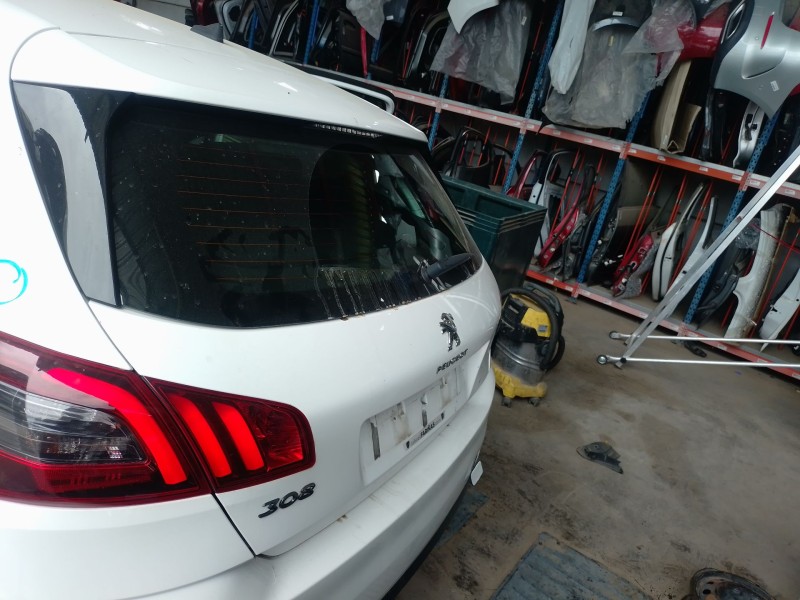 Recambio de porton trasero para peugeot 308 ii (lb_, lp_, lw_, lh_, l3_) 1.5 bluehdi 130 referencia OEM IAM   
