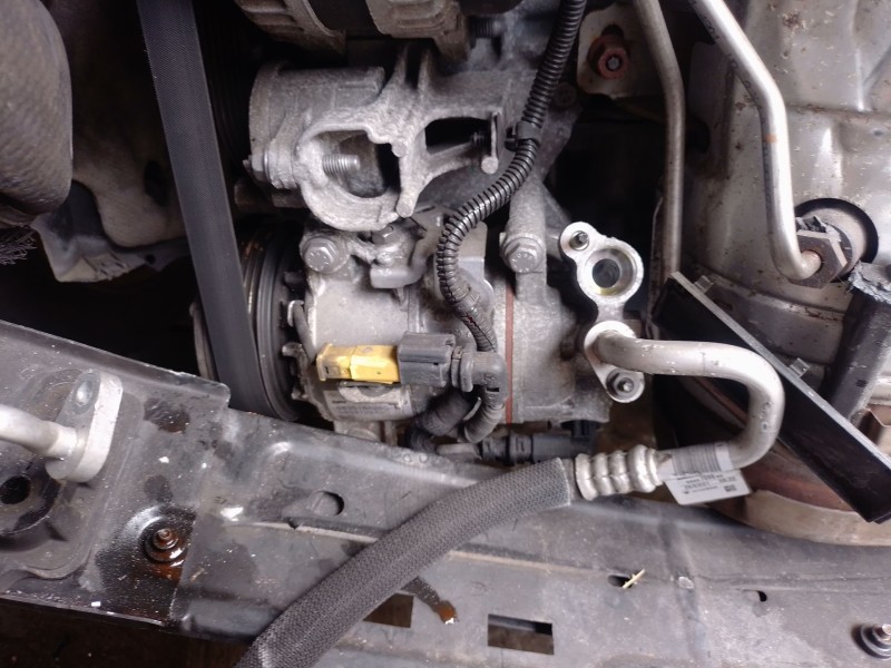 Recambio de compresor aire acondicionado para peugeot 308 ii (lb_, lp_, lw_, lh_, l3_) 1.5 bluehdi 130 referencia OEM IAM   