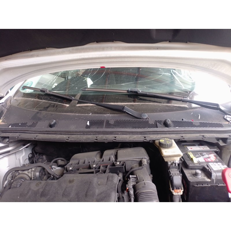 Recambio de brazo limpia delantero izquierdo para peugeot 308 ii (lb_, lp_, lw_, lh_, l3_) 1.5 bluehdi 130 referencia OEM IAM   
