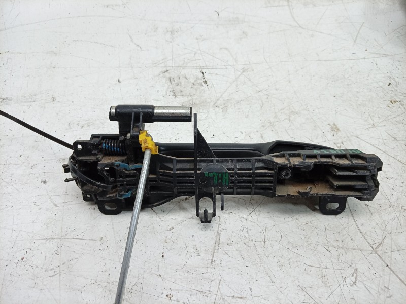 Recambio de maneta exterior delantera izquierda para toyota hilux (gun1) doble cabina dlx 4x4 referencia OEM IAM  692100K250 