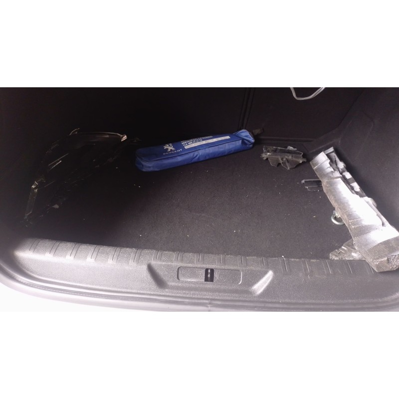 Recambio de alfombra maletero para peugeot 308 ii (lb_, lp_, lw_, lh_, l3_) 1.5 bluehdi 130 referencia OEM IAM   