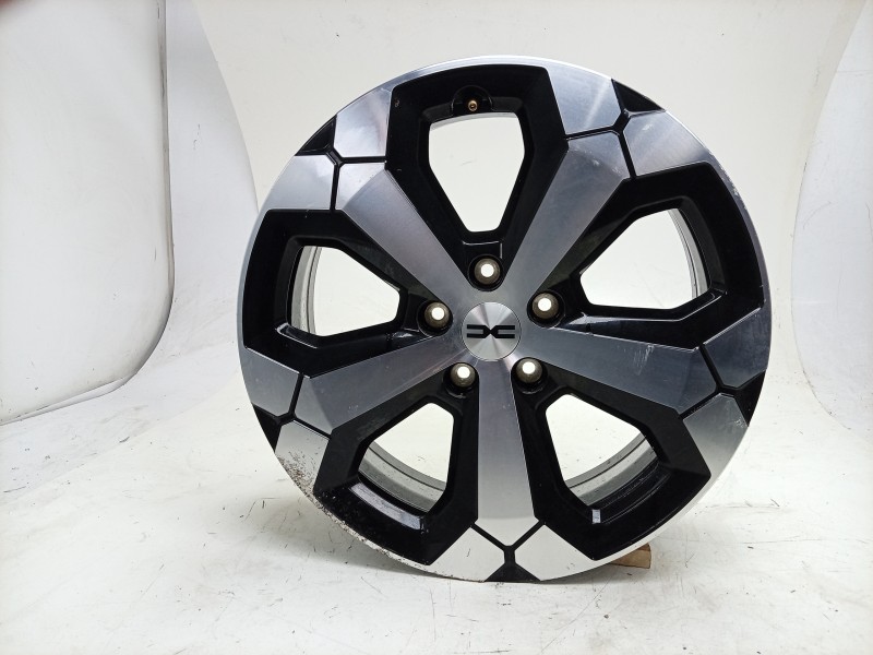 Recambio de llanta para dacia bigster referencia OEM IAM  403005630R 