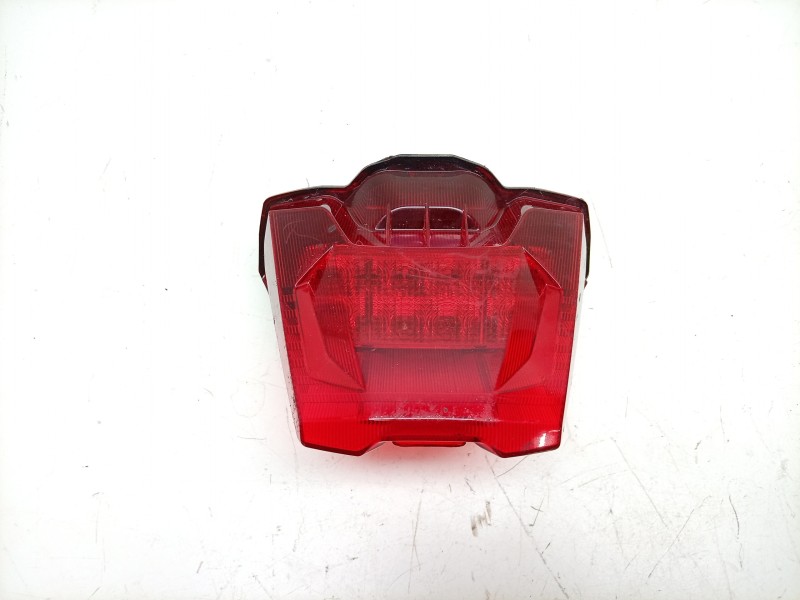 Recambio de piloto trasero central para honda nc nc 750 x (rh09) referencia OEM IAM  33701MKVD03 