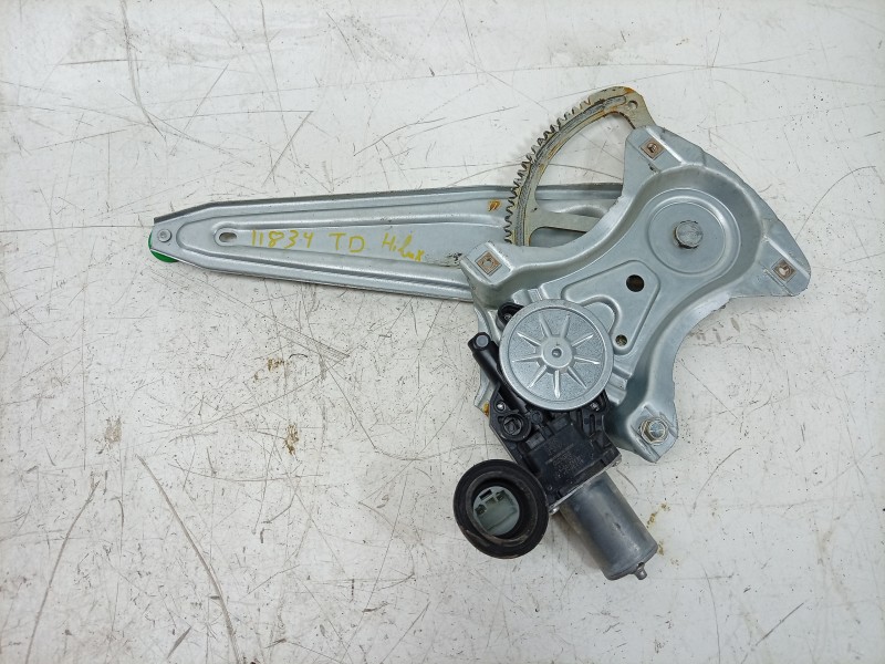 Recambio de elevalunas trasero derecho para toyota hilux (gun1) doble cabina dlx 4x4 referencia OEM IAM  698030K120 