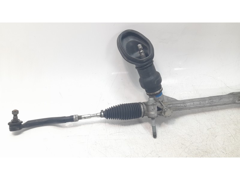 Recambio de cremallera direccion para toyota rav4 referencia OEM IAM 4551002430  