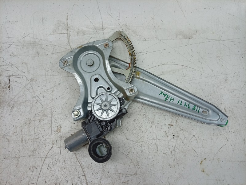 Recambio de elevalunas trasero izquierdo para toyota hilux (gun1) doble cabina dlx 4x4 referencia OEM IAM  698040K120 
