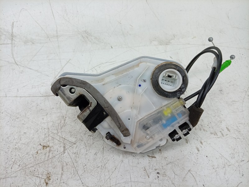 Recambio de cerradura puerta trasera izquierda para toyota hilux (gun1) doble cabina dlx 4x4 referencia OEM IAM  690600K040 