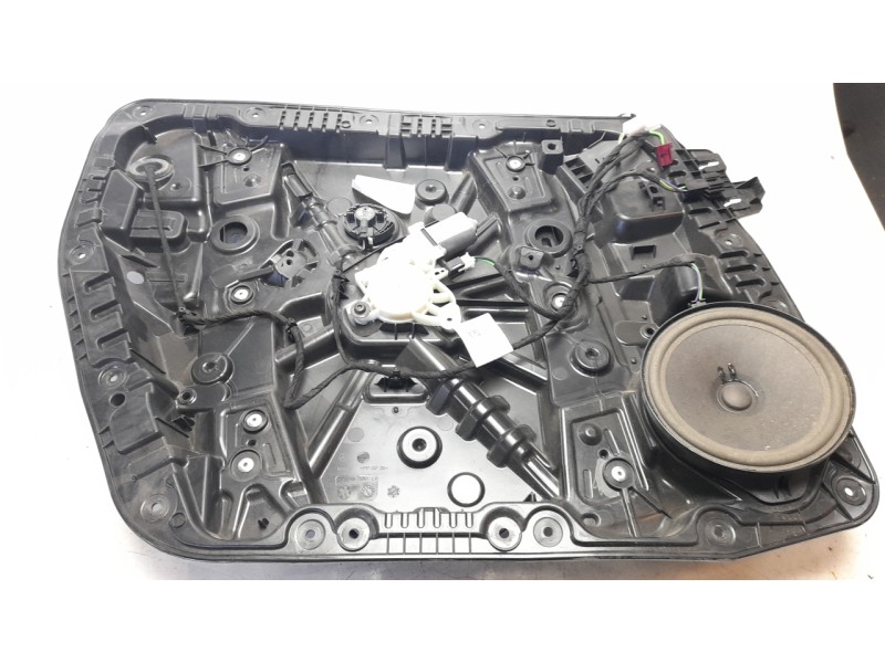 Recambio de puerta delantera izquierda para mercedes-benz b-klasse (bm 247) b 200 d referencia OEM IAM  A0997601902 