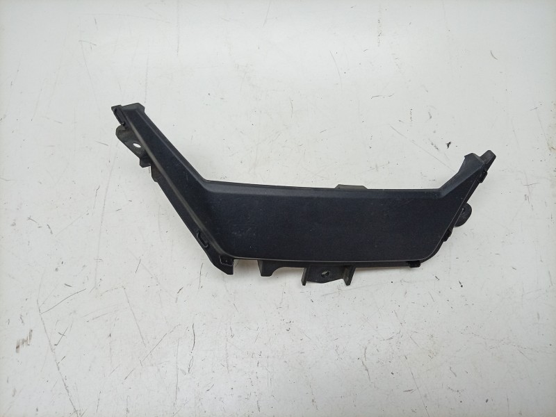 Recambio de moldura para bmw c c 400 x referencia OEM IAM  46638558584 
