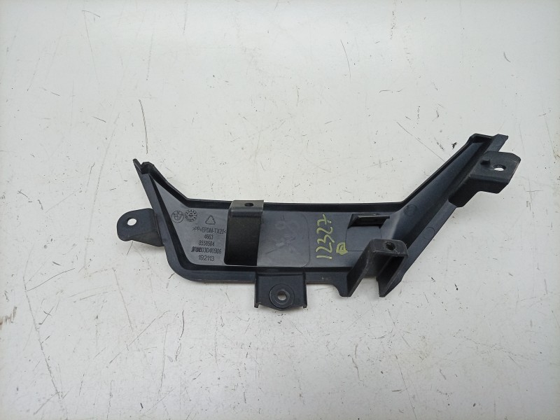 Recambio de moldura para bmw c c 400 x referencia OEM IAM  46638558584 