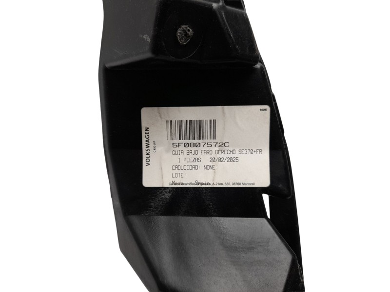 Recambio de soporte faro derecho para seat leon (5f1) 1.6 tdi referencia OEM IAM  5F0807572C ST4263401