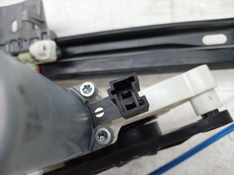 Recambio de elevalunas trasero derecho para mercedes-benz cla-klasse (bm 118) cla 180 (118.384) referencia OEM IAM  A1187300501 