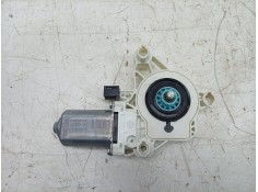 Recambio de motor elevalunas delantero derecho para mercedes-benz cla-klasse (bm 118) cla 180 (118.384) referencia OEM IAM  A000 2