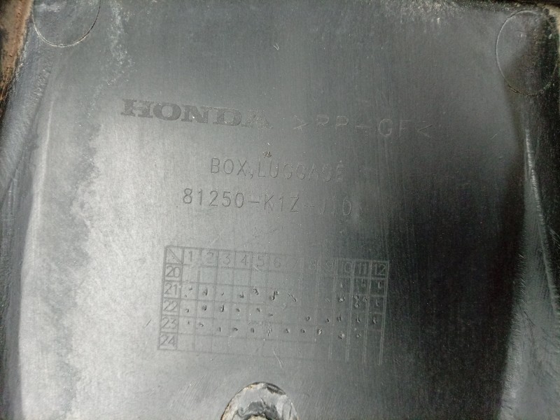 Recambio de portaequipajes para honda pcx 125 referencia OEM IAM  81250K1ZJ10 