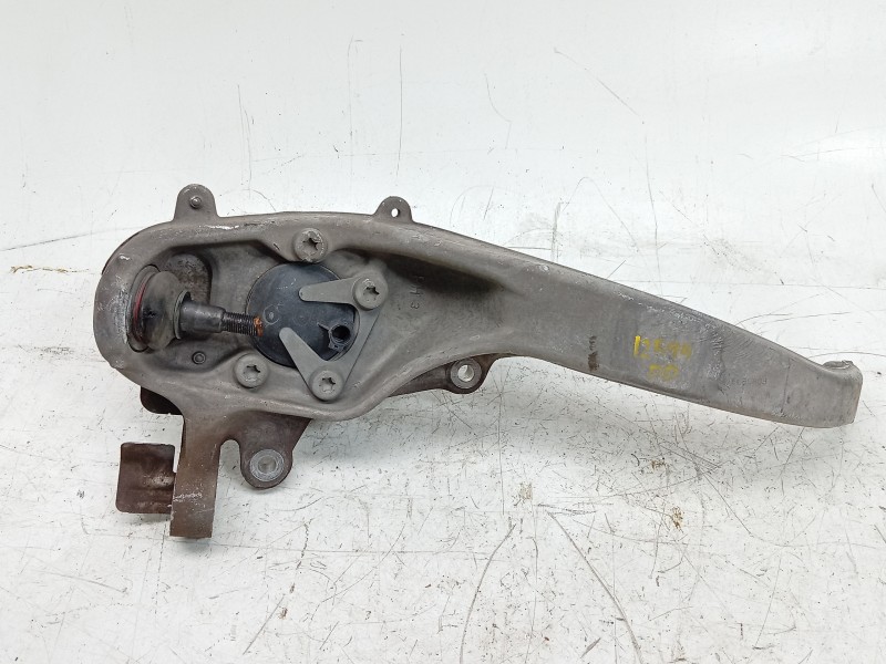 Recambio de mangueta delantera derecha para jaguar xj (x351) 3.0 sdv6 referencia OEM IAM AW933K185CA C2D33598 