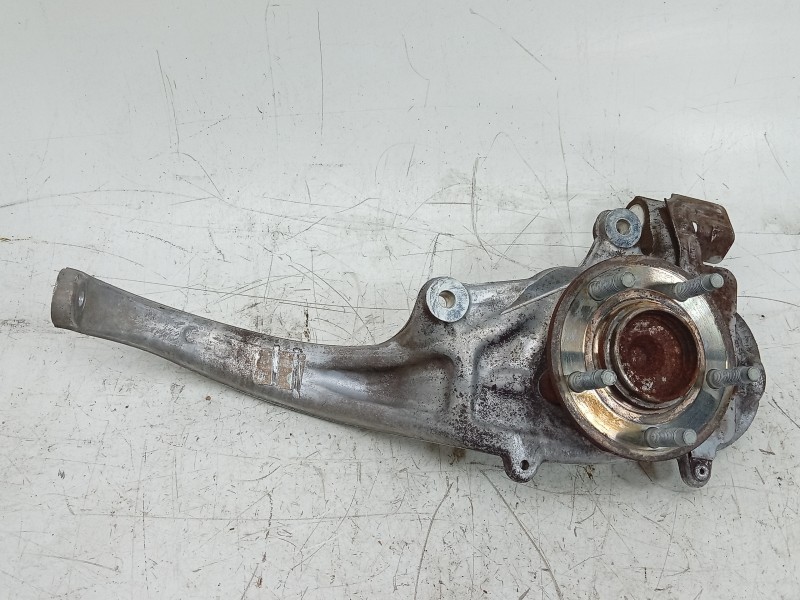 Recambio de mangueta delantera izquierda para jaguar xj (x351) 3.0 sdv6 referencia OEM IAM  C2D33599 