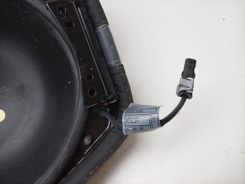 Recambio de asiento para bmw c c 400 x referencia OEM IAM  52538405366 