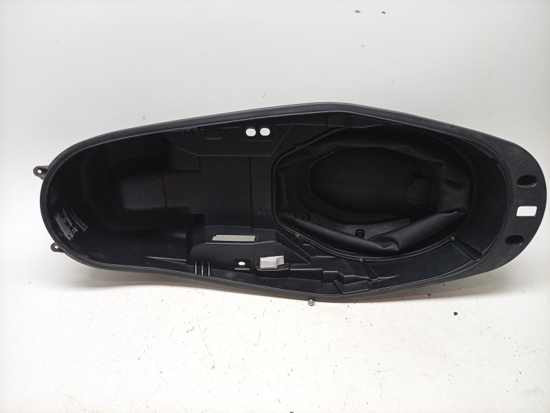 Recambio de portaequipajes para bmw c c 400 x referencia OEM IAM  46638558591 