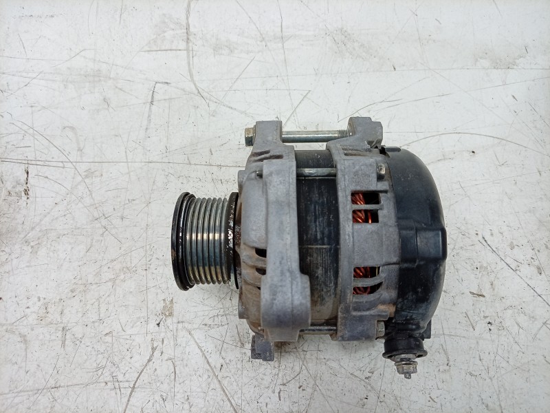 Recambio de alternador para toyota hilux (gun1) doble cabina dlx 4x4 referencia OEM IAM  270600L110 