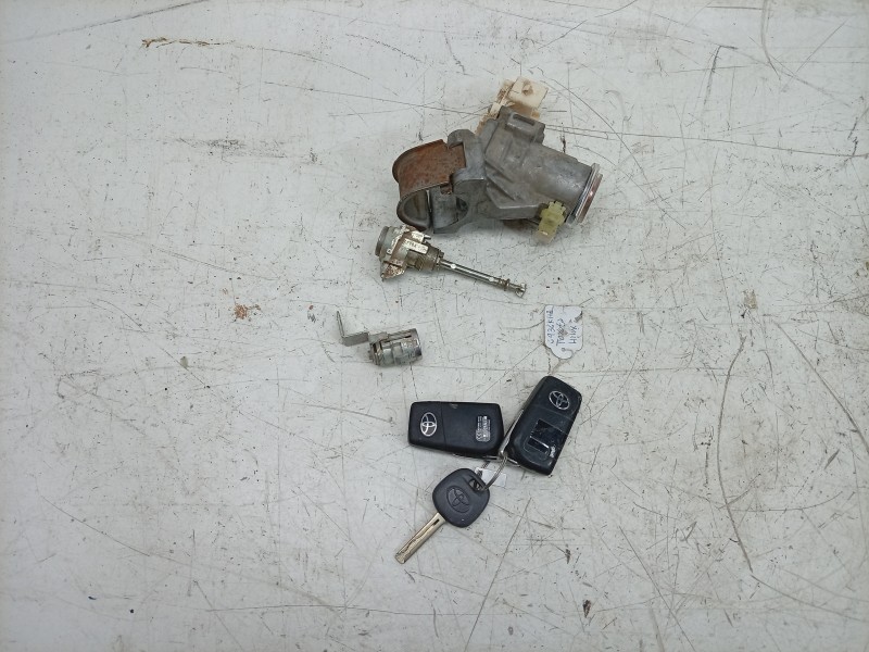 Recambio de conmutador de arranque para toyota hilux (gun1) doble cabina dlx 4x4 referencia OEM IAM  896110K011 