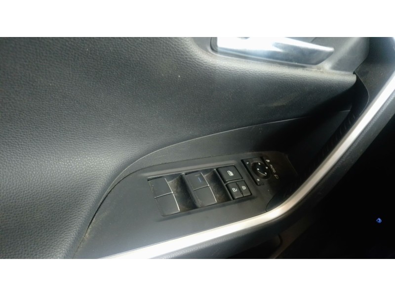 Recambio de mando elevalunas delantero izquierdo para toyota rav 4 v (_a5_, _h5_) 2.5 hybrid awd (axah54) referencia OEM IAM   