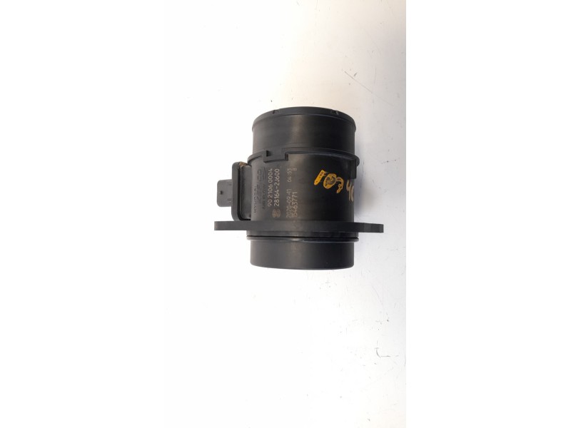 Recambio de caudalimetro para kia cee´d 1.4 crdi cat referencia OEM IAM 9021060004 281642J600 