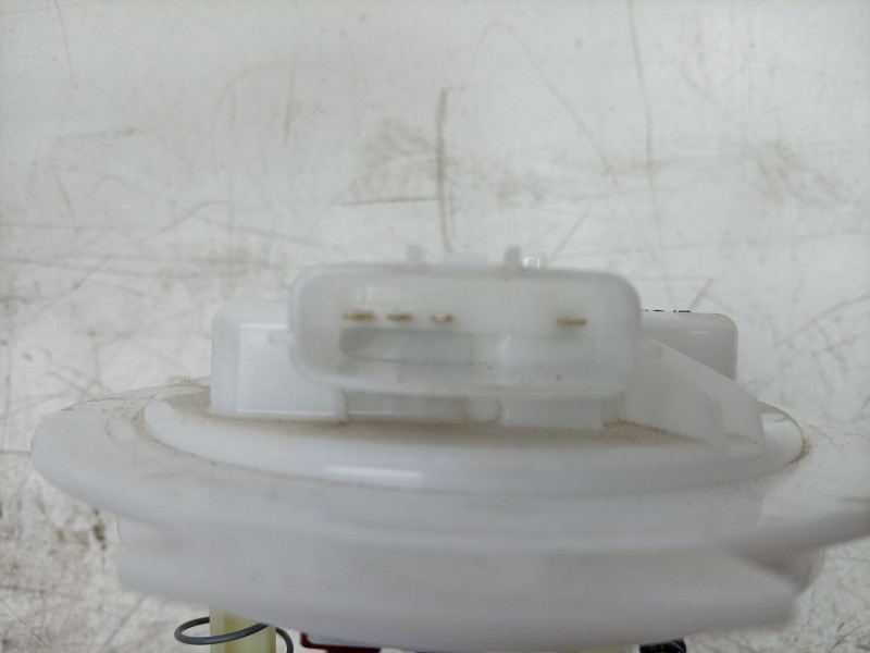 Recambio de bomba combustible para dacia bigster referencia OEM IAM 100145240AB 172901747R 