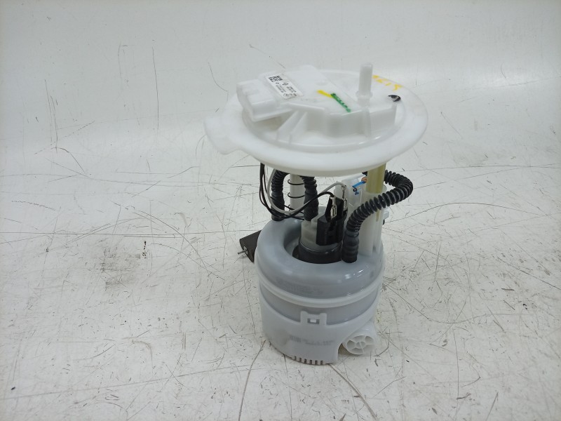 Recambio de bomba combustible para dacia bigster referencia OEM IAM 100145240AB 172901747R 